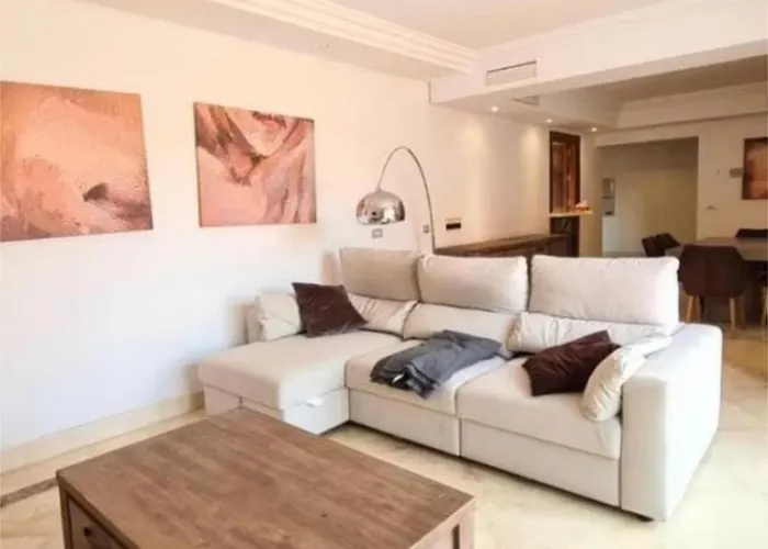 Piso En Urbanizacion Mar Azul, 2r, Kempinski Lägenhet Estepona