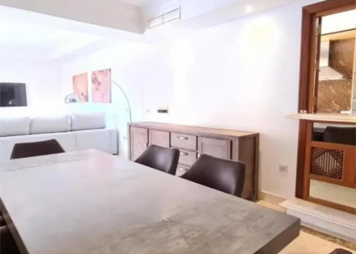 Piso En Urbanizacion Mar Azul, 2r, Kempinski Апартаменти